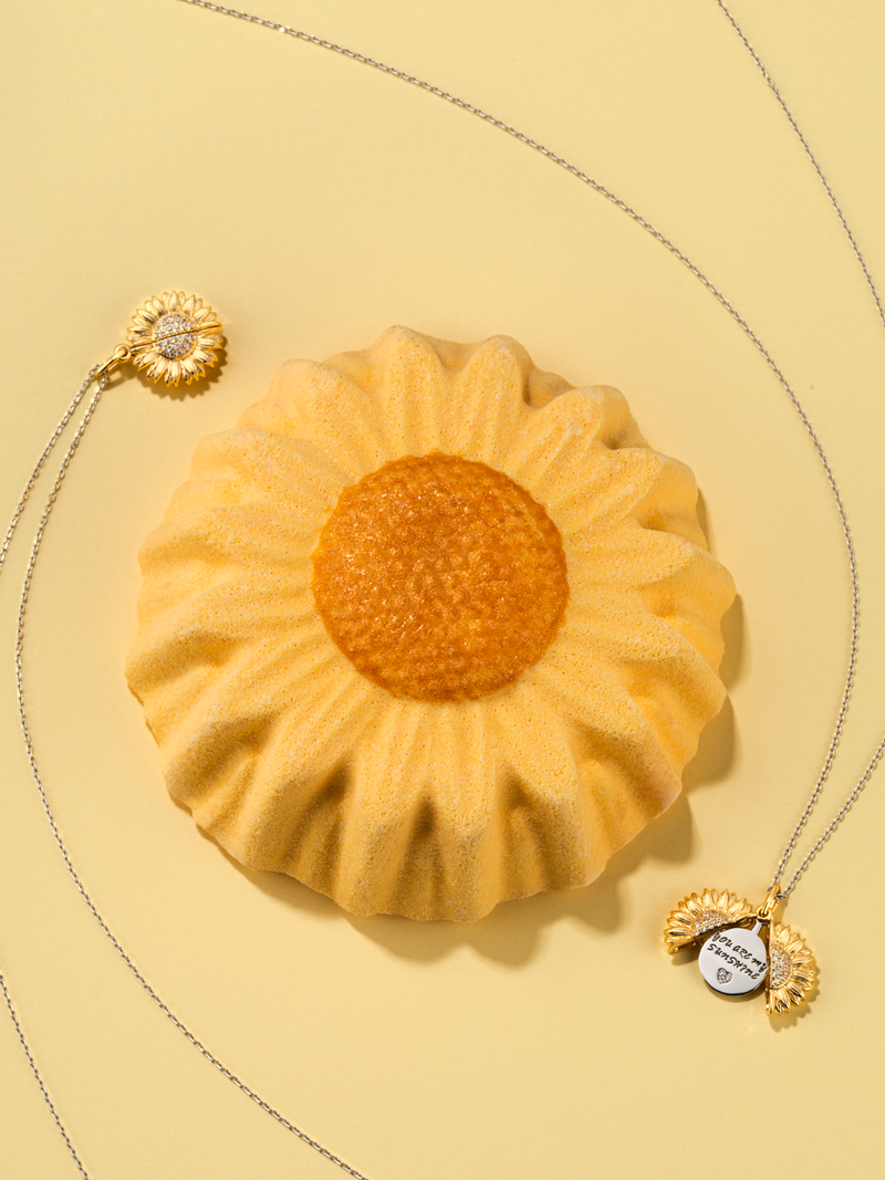 Sunflower Bath Bomb - Gold Sunflower Necklace Collection