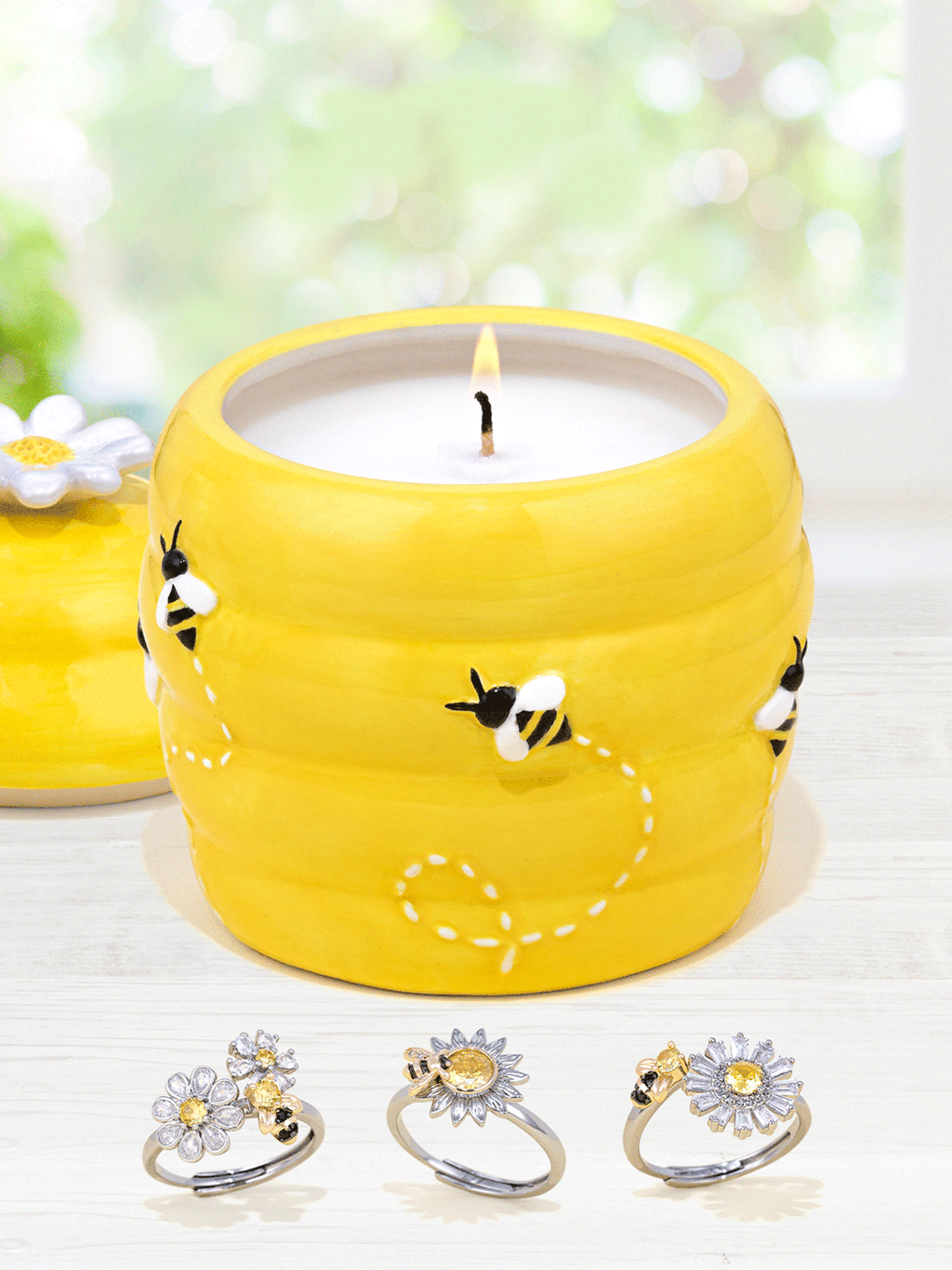 Bee My Honey Candle - Adjustable Daisy Bee Ring Collection